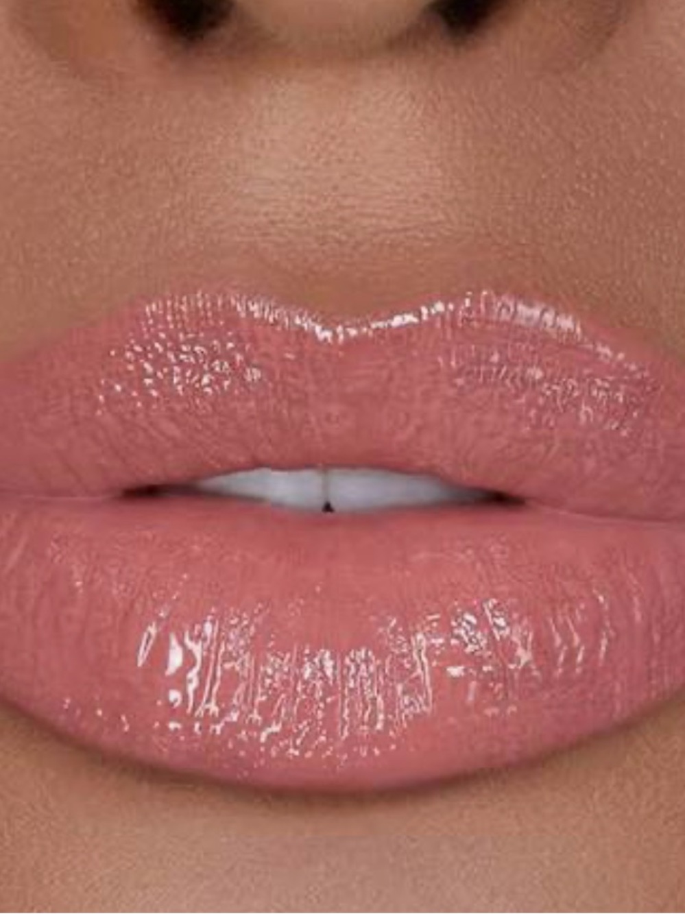 ⚡️💕Hourglass Enchant Unreal High Shine Lip Gloss
